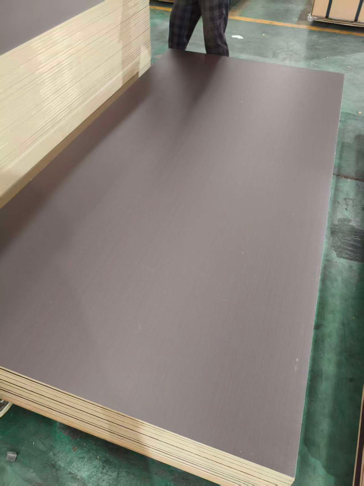 MDF MELAMINA DE WENGUE