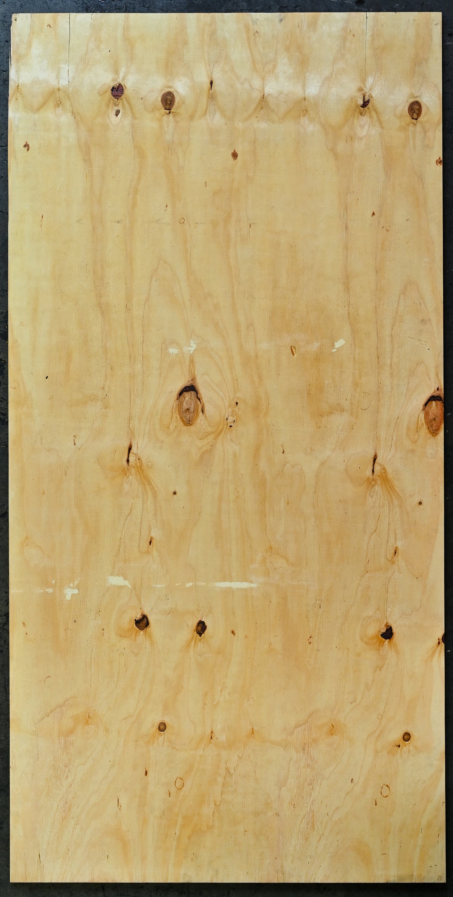 TRIPLAY BUILDER GRADE