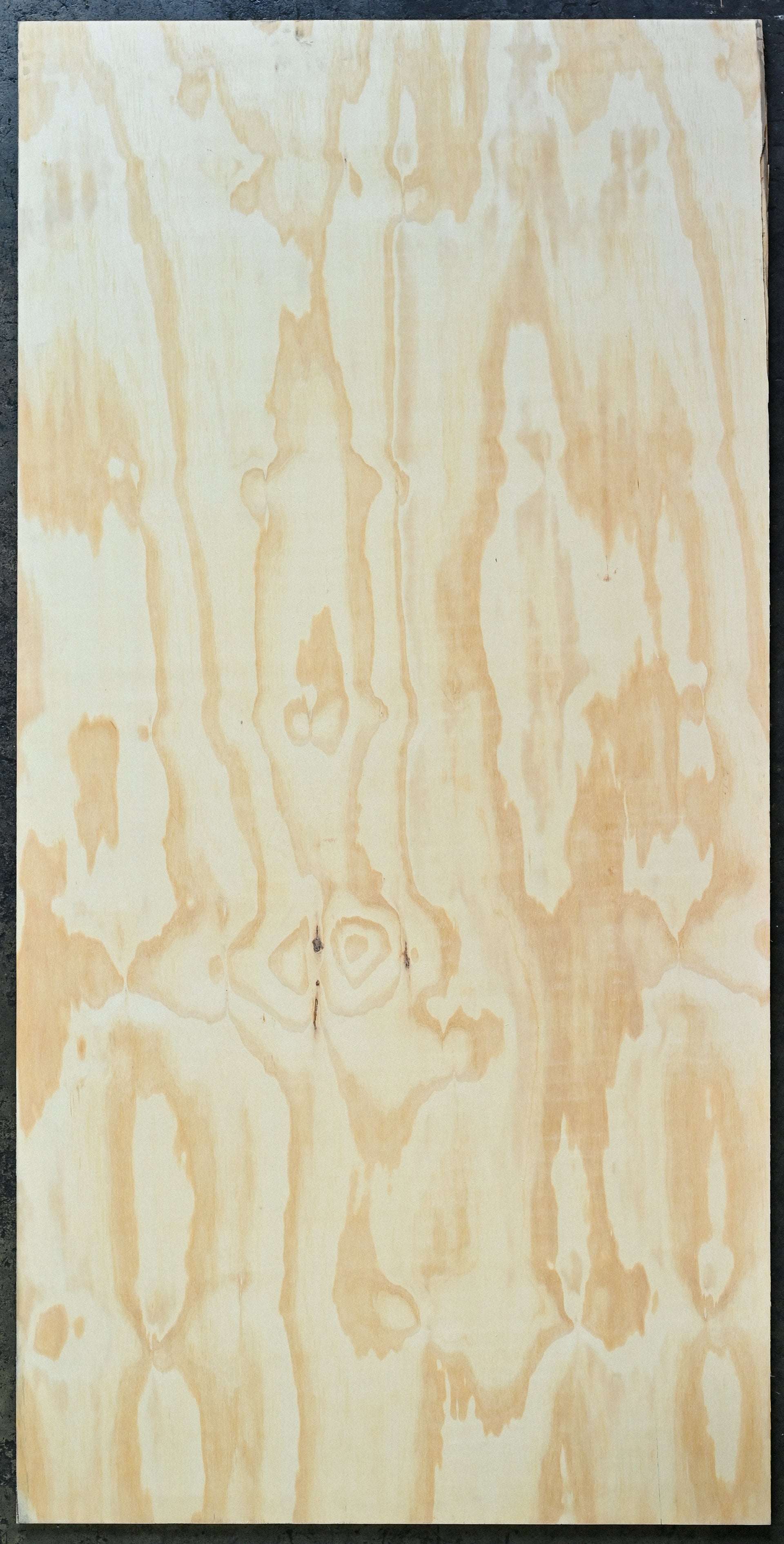 TRIPLAY BUILDER GRADE